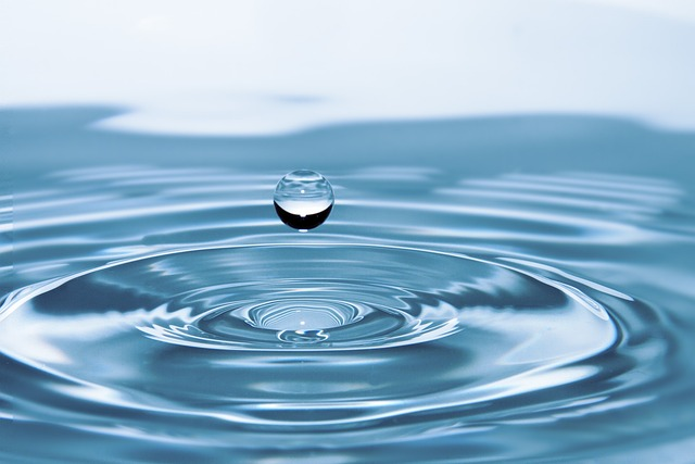 process called electrolysis, tap water, who much alkaline water, plain water, neutral ph, health claims
