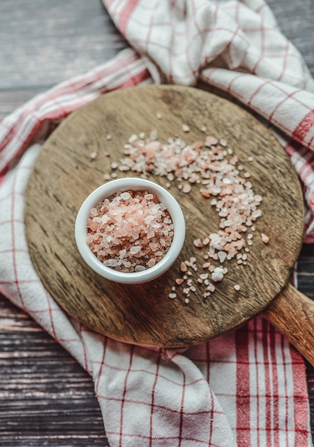 himalayan salt, pink salt, seasoning, drink alkaline water, drinking water, acidic water, alkaline water might